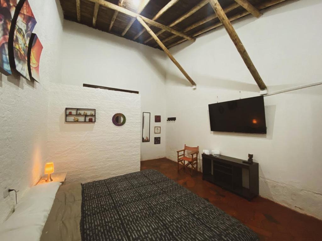 Club Aviva Guatavita - Hostel - Restaurante, Disco & Bar Ngoại thất bức ảnh