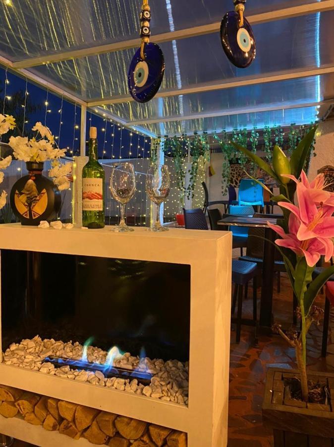 Club Aviva Guatavita - Hostel - Restaurante, Disco & Bar Ngoại thất bức ảnh