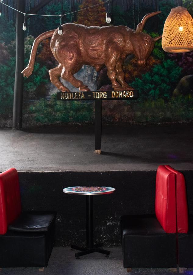 Club Aviva Guatavita - Hostel - Restaurante, Disco & Bar Ngoại thất bức ảnh